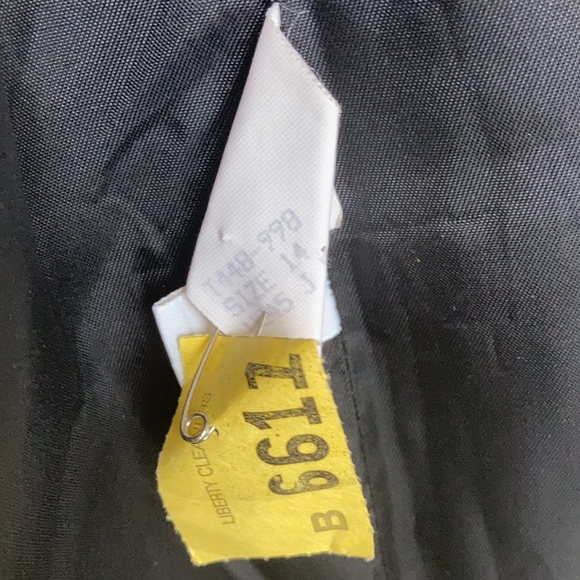 Vintage Pendleton 100% wool black one button blazer w two pockets in front - Picture 11 of 15